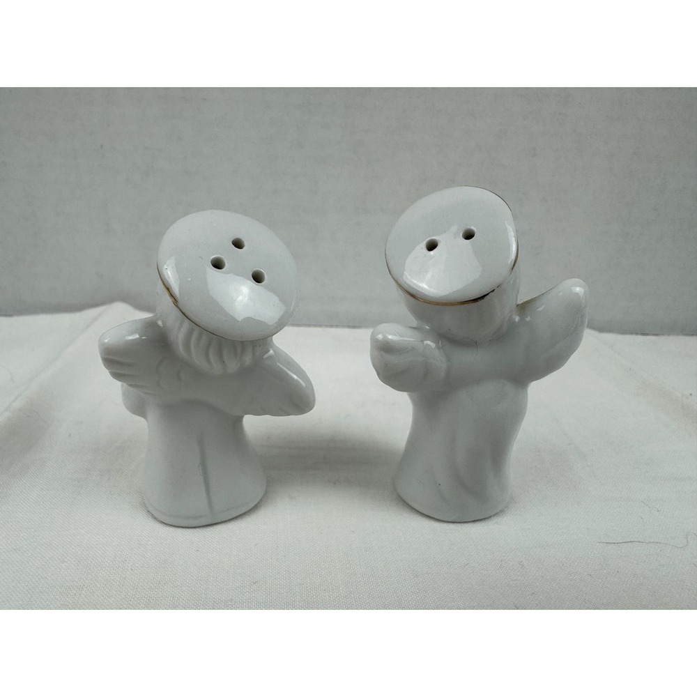 Vintage Ceramic Angel Salt and Pepper Shakers White Gold Trim Christmas Decor - Picture 5 of 9